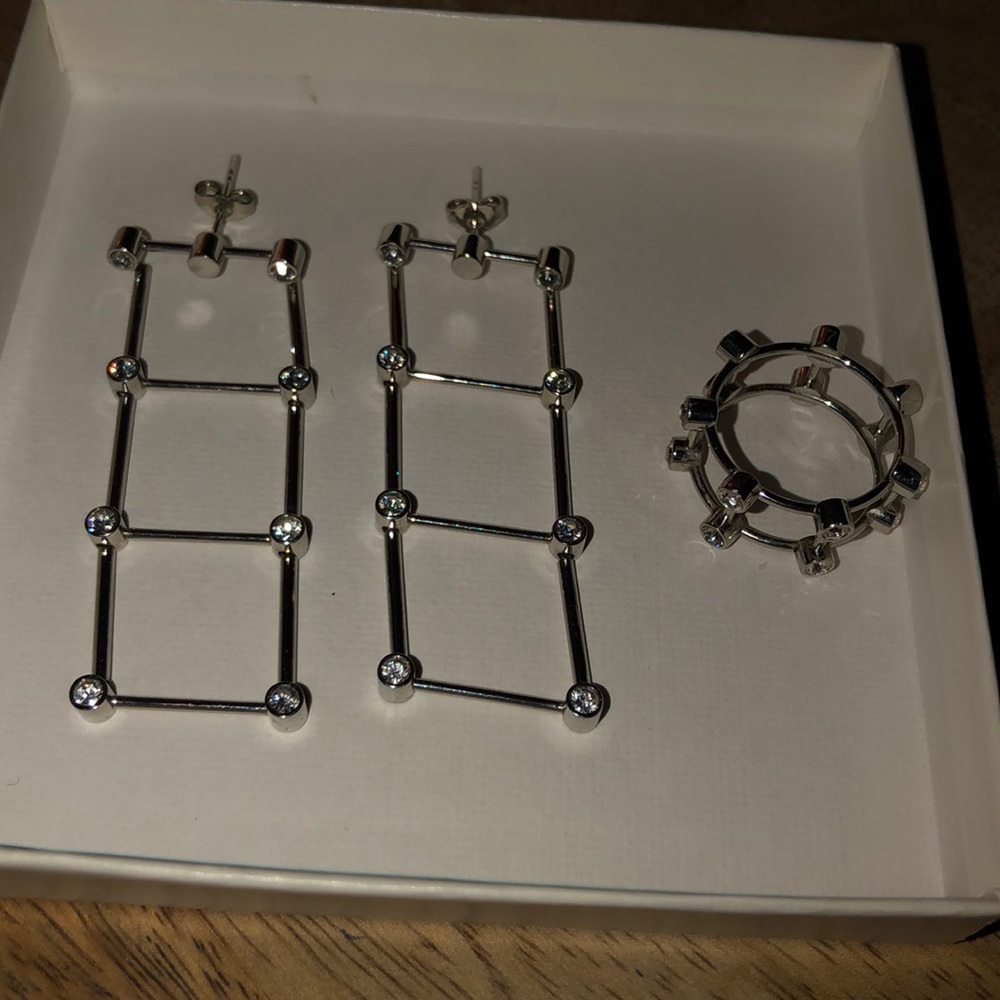 Fun silver earrings and ring with crystal stones